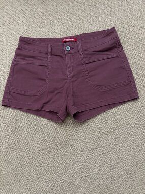 UNIONBAY DELANEY 3.5" STRETCH SHORTS BURGANDY